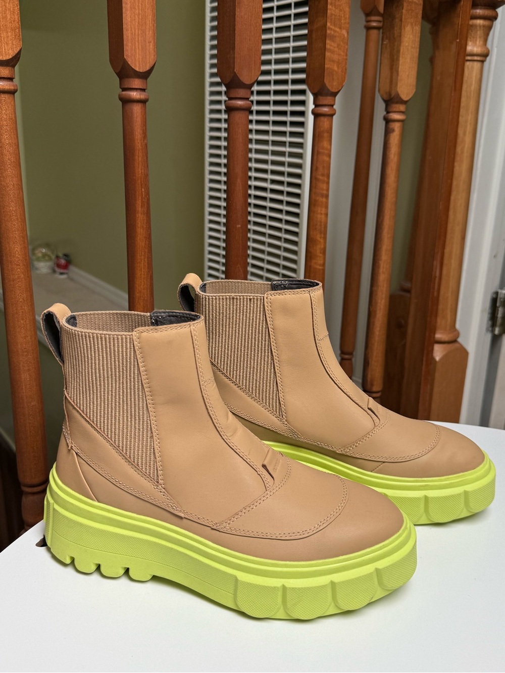 Sorel Sorel CARIBOU X Waterproof Platform Chelsea Ankle size 8.5 women H52N3